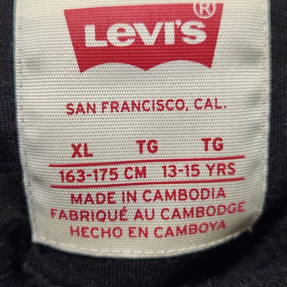 Levis Sweatshirt Boys XL 13-15 Youth Black Hoodie Red Logo Pullover Sweater. - Picture 7 of 10